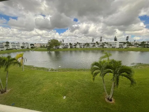 211 Wellington L, West Palm Beach, FL 33417