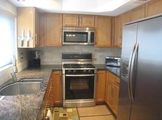 1881 Alpha Rd APT 16, Glendale, CA 91208