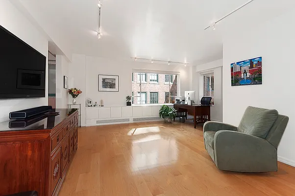 Sold by Janet Aimone Robilotti & Associates | media 17