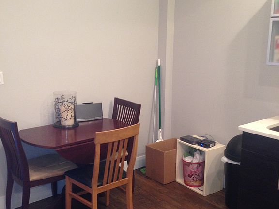 4th image of 43 Bushwick Ave