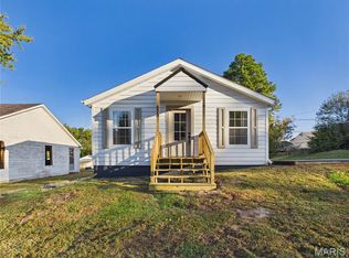 600 Center St, Bloomfield, MO 63825