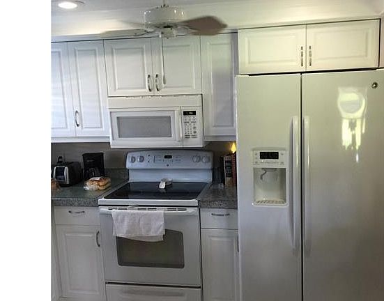 4th image of 13252 White Marsh Ln #3213