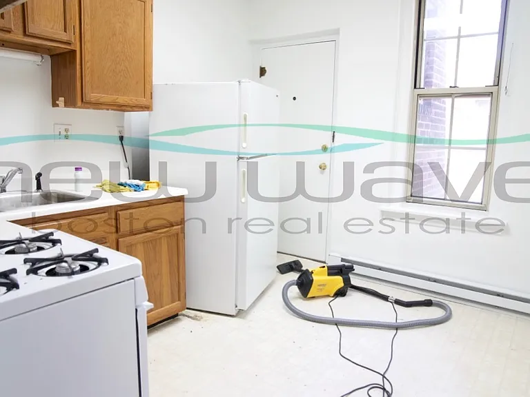 24 Clearway St #8 — Photo 12