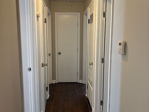4th image of 1105 Healy St