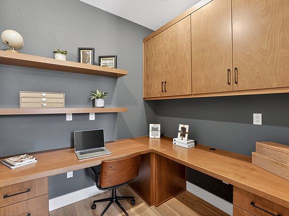 Stacked Flats Residence 1 Home Office