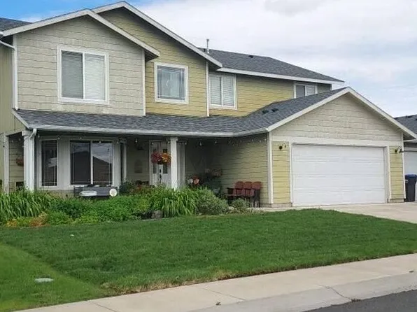 805 Citra Ave, Moxee, WA 98936
