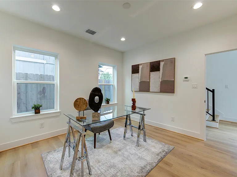 4035 Buck St — Photo 9