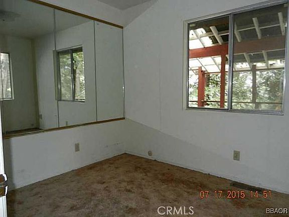 5th image of 619 W Victoria Ct