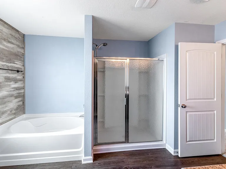 4615 Plover Dr — Photo 8