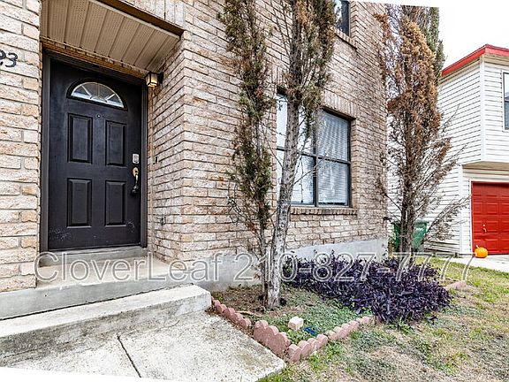 3rd image of 23 Caswell Cir