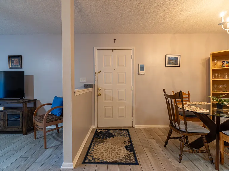 2201 Scenic Highway K #2 — Photo 6