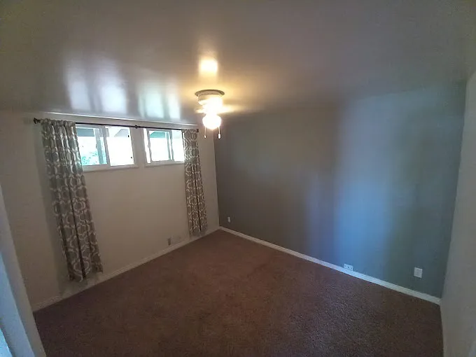 2075 S Utica St — Photo 7