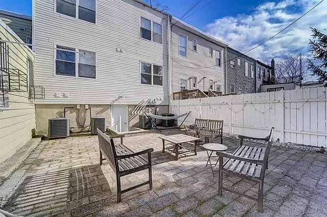 295 New York Ave #1L — Photo 8