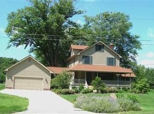 27428 Sprague Rd, Olmsted Township, OH 44138