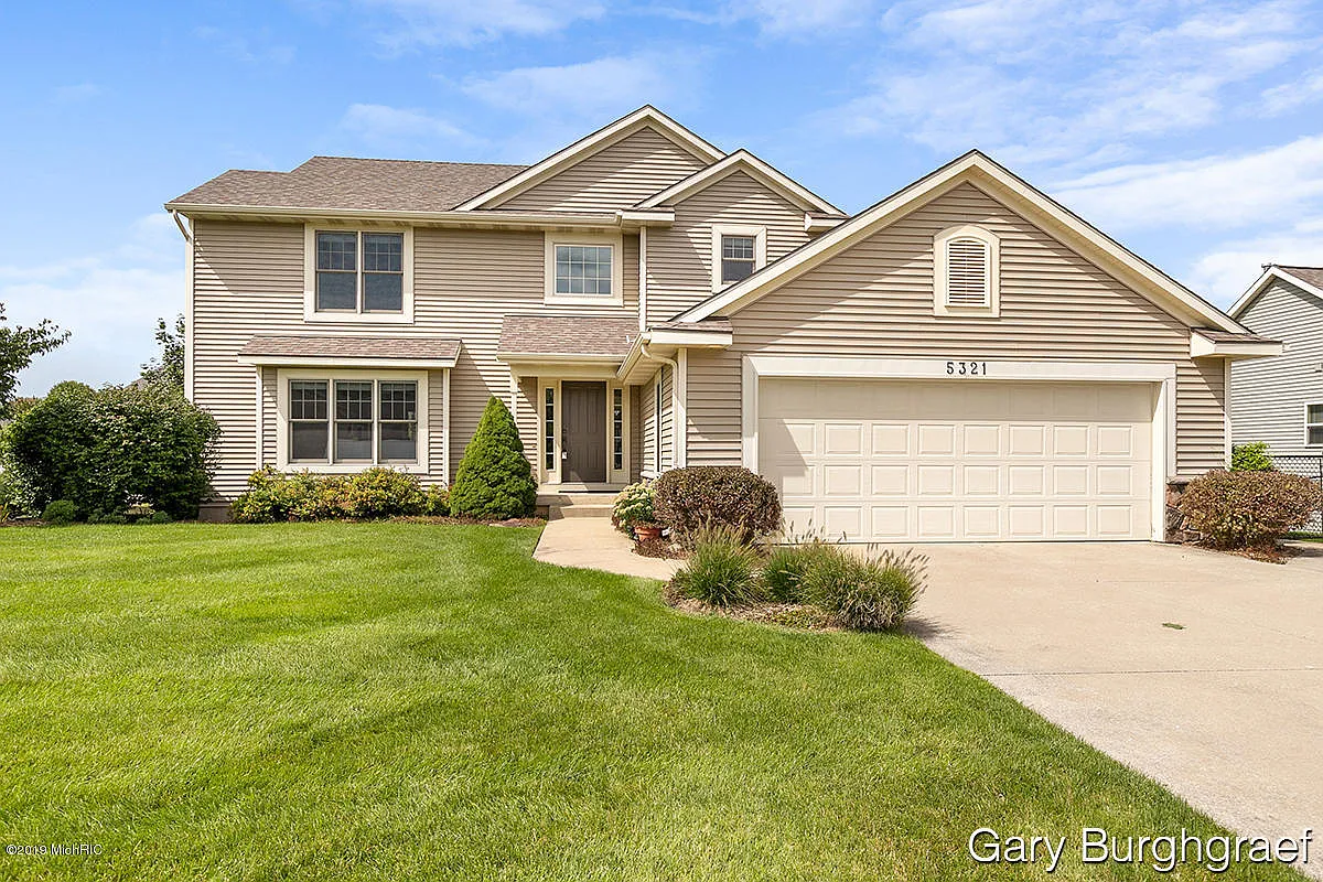 5321 Applewood Dr SW photo 1