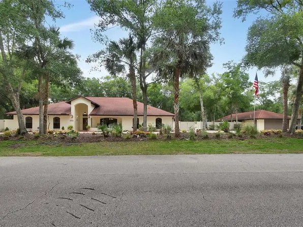 2575 Glen Dr, New Smyrna Beach, FL 32168