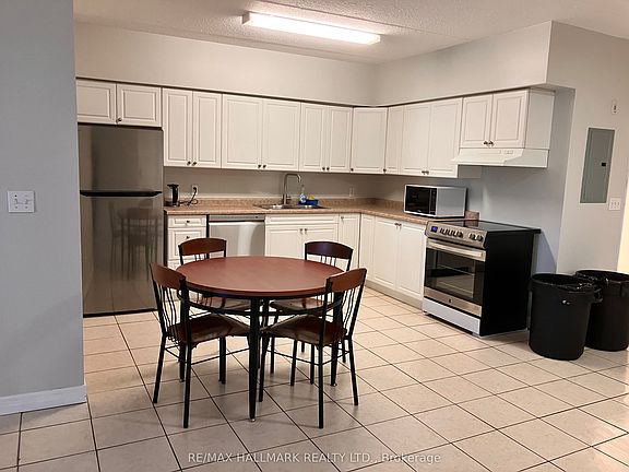 3rd image of 271 Lester St #301