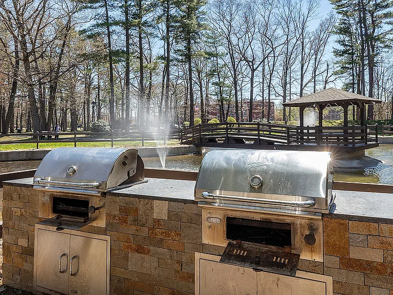 Gazebo-Grilling4_1920x1121