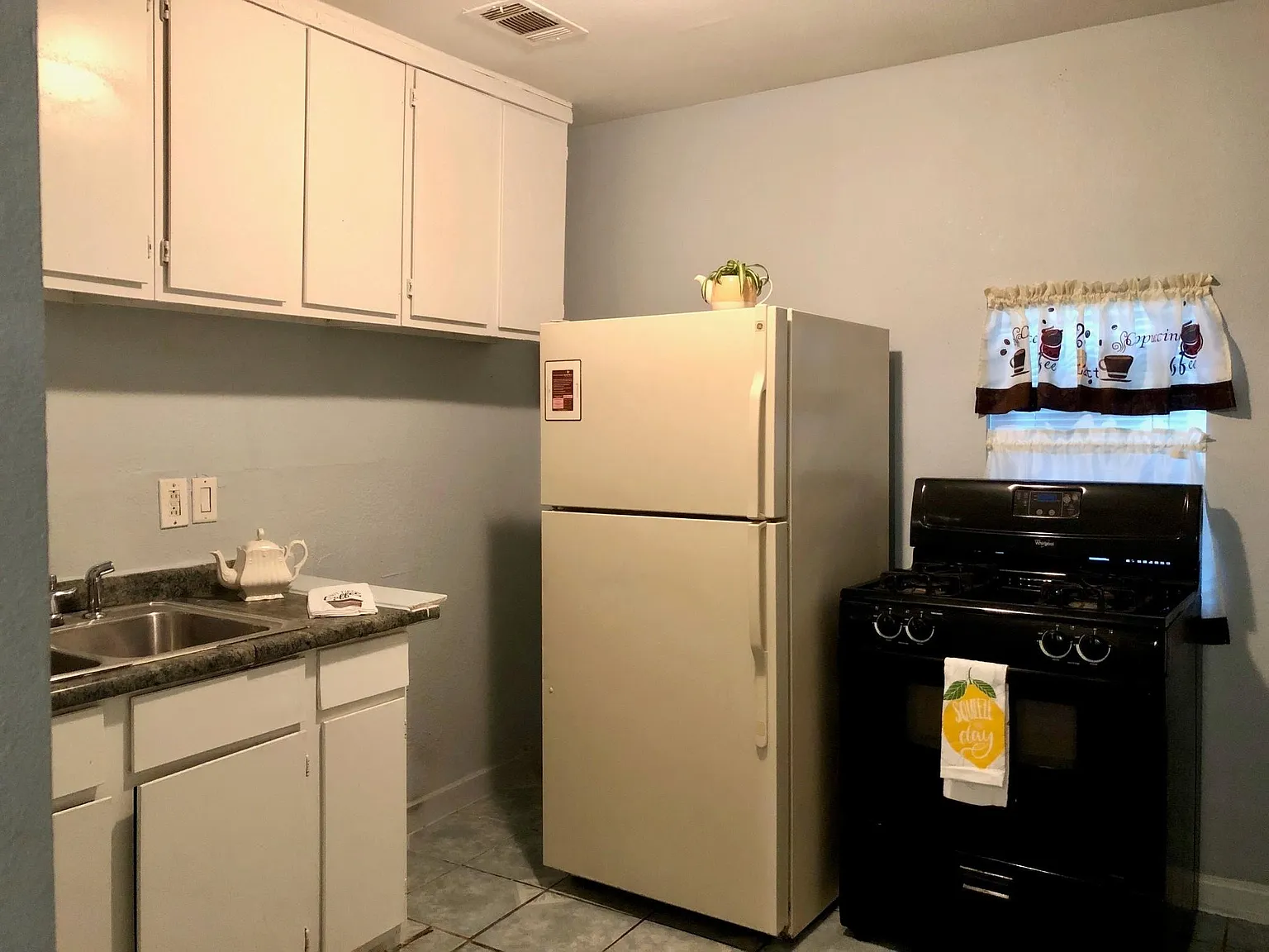 2 bed, 1.0 bath, 650 sqft, $1,100 — Photo 4