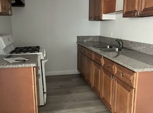 1454 Orange Avenue, Long Beach, CA 90813