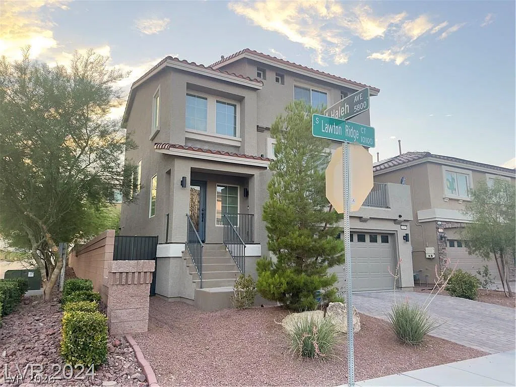 4 bed, 3.5 bath, 2444 sqft, $2,900 — Photo 2
