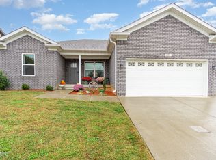 107 Blue Spruce Dr, Frankfort, KY 40601