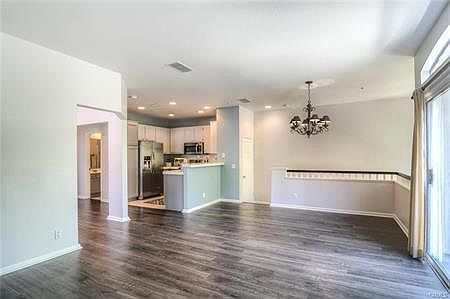 5th image of 5 Harvest Point Ln