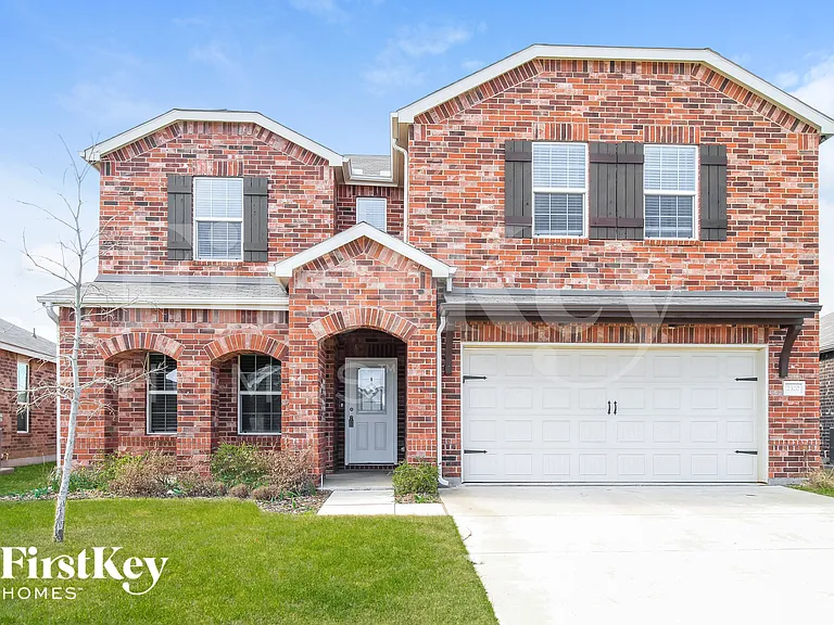 2320 Bernese Ln — Photo 2