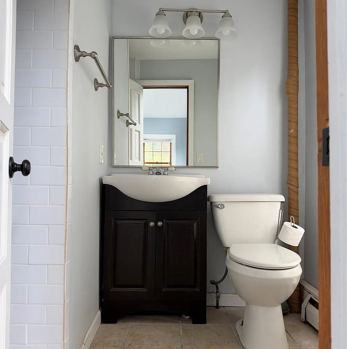 1 bed, 1.0 bath, 4180 sqft, $2,500 — Photo 4