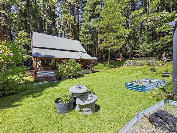4th image of 47668 Oak Dr