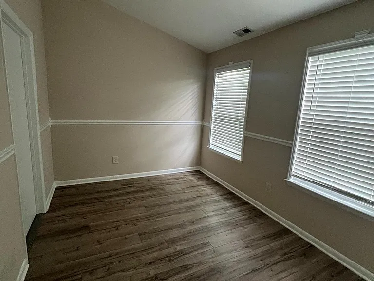 32 Foxglove Dr — Photo 25
