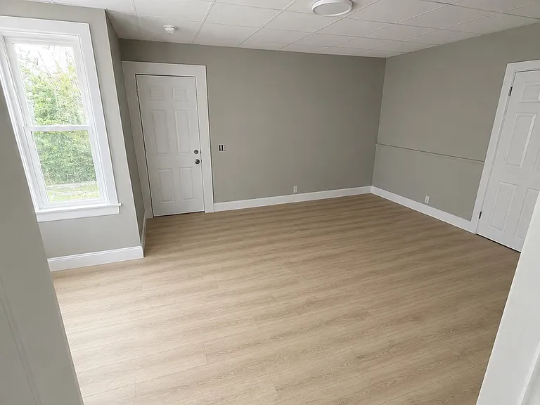 422 County St #1R — Photo 3
