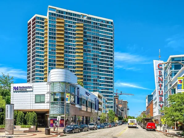 1720 N Maple St #1040, Evanston, IL 60201