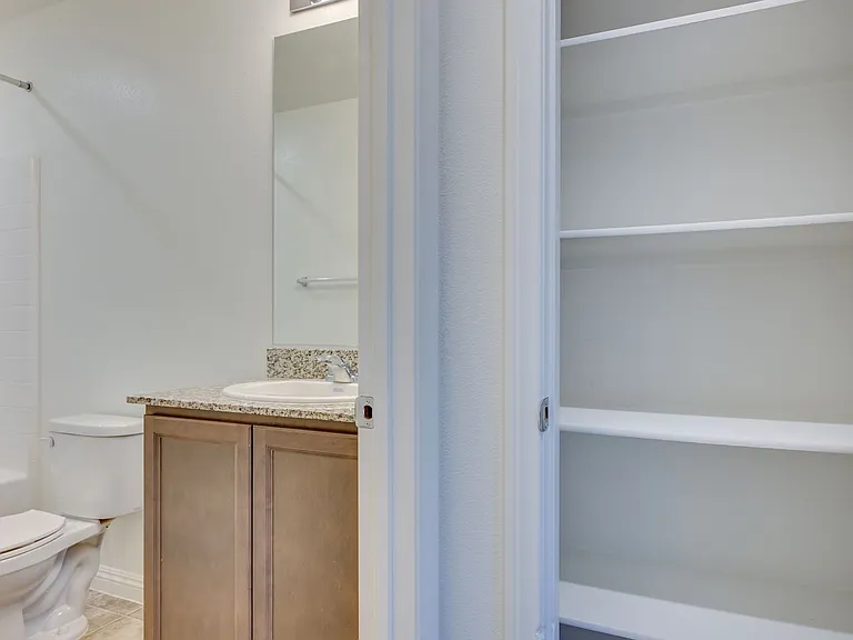 5202 Dubris Dr — Photo 41