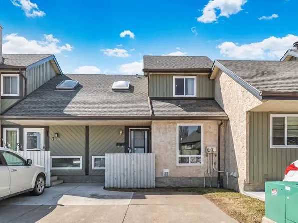 1020 41st St NW #8, Edmonton, AB T6L 3N6