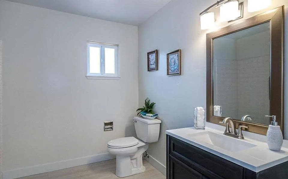 3 bed, 1656 sqft, $3,200 — Photo 1