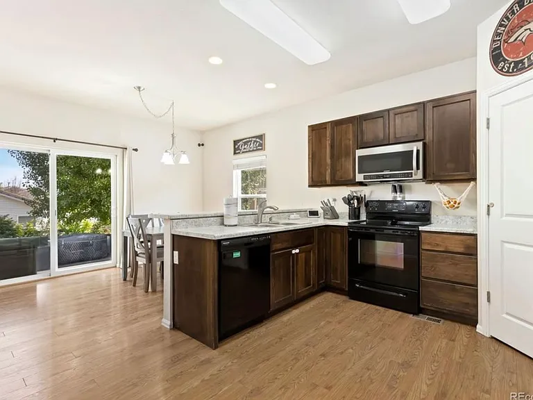 219 Valley Ave — Photo 4