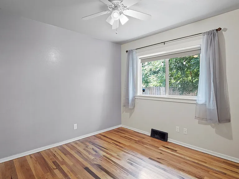3104 E 35th Ave — Photo 15