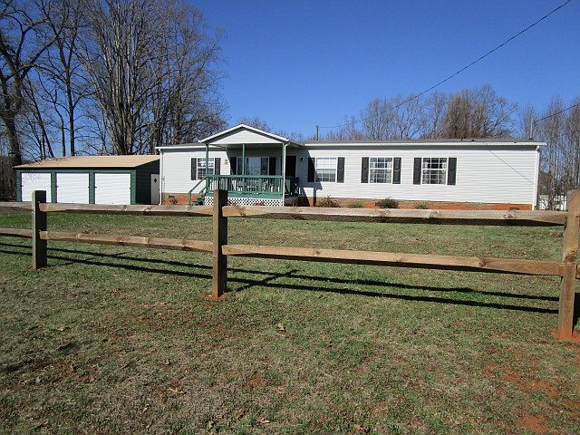 1st image of 18 Armstrong Ct
