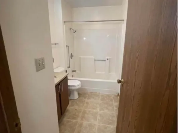 1120 Western Ave #202, Lancaster, WI 53813