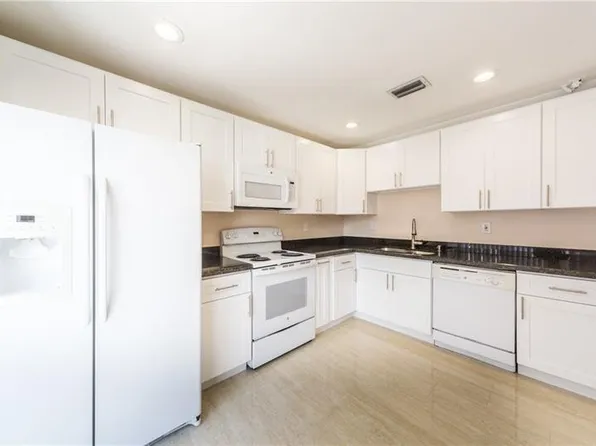 1343 Hampton Blvd, Pompano Beach, FL 33068