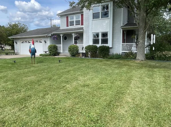24333 Dugan Dr, New Boston, MI 48164