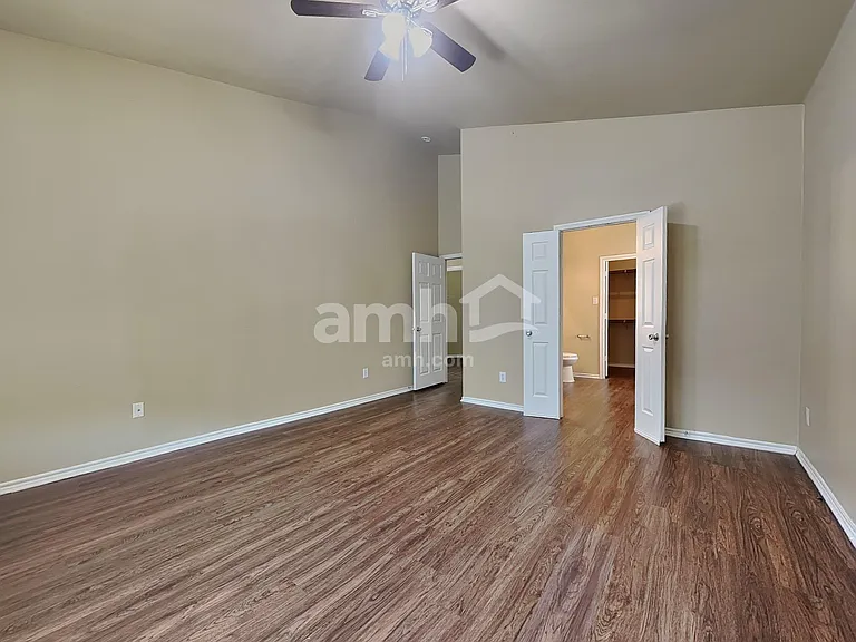9000 Stone Mill Ln — Photo 7
