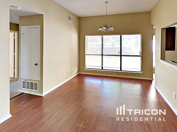 2nd image of 2213 Rockbluff Dr