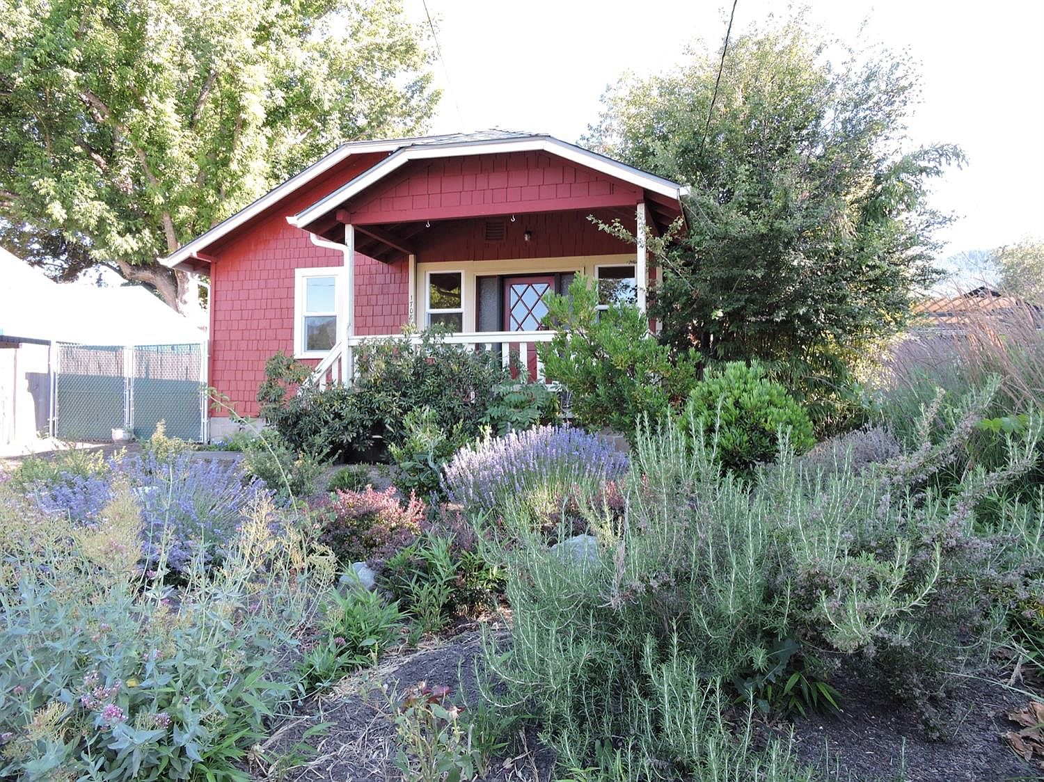 1708 Parker St, Ashland, OR 97520 Zillow