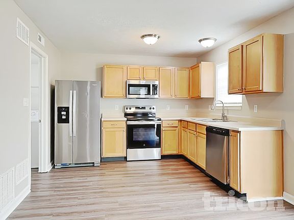 4th image of 1356 Blue Ridge Ln
