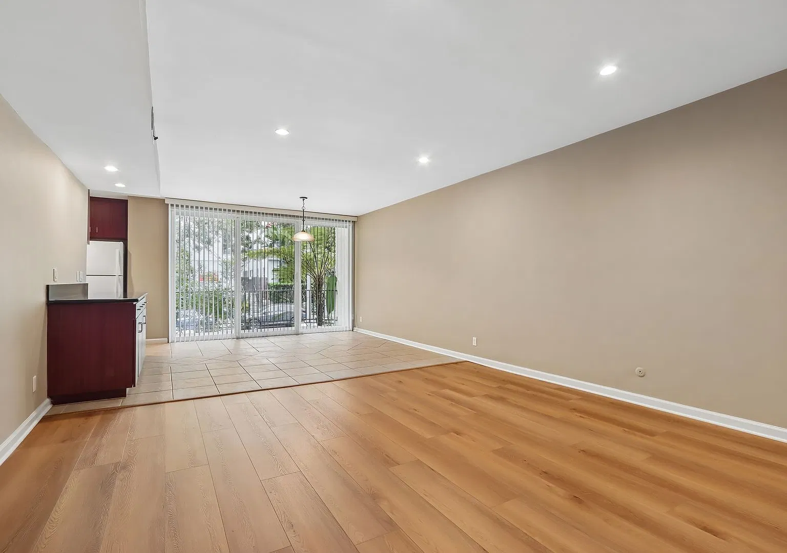 Welcome to 116 N. Wetherly Drive Prime Los Angeles Living Near Beverly Hills — Photo 2