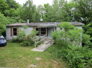 19 Bennett Rd, Turner, ME 04282