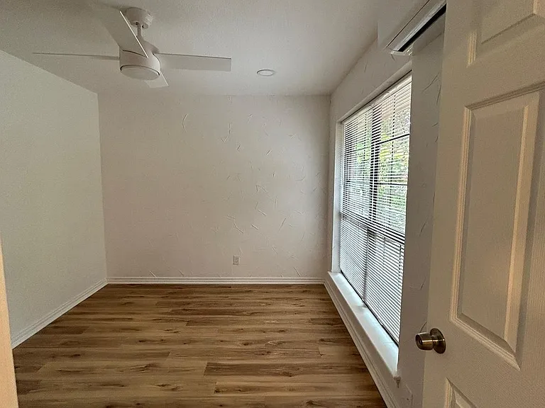 4207 Ashmont Ct #1 — Photo 22