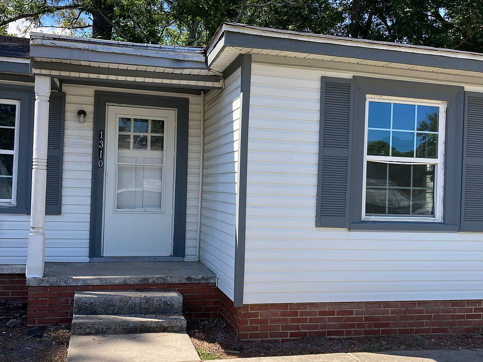 1st image of 1310 Meadow St S #1310